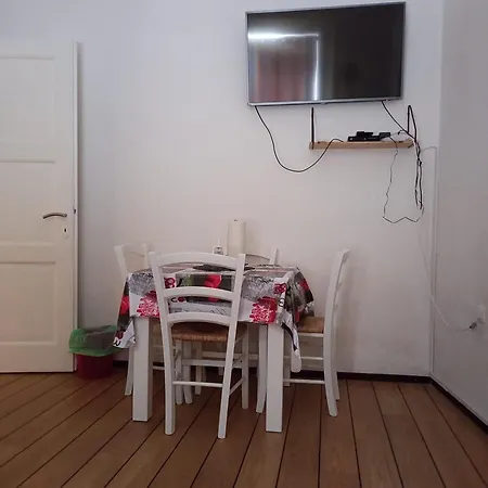 Lucin Apartment